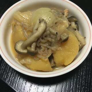 じゃがいもと玉ねぎの煮物